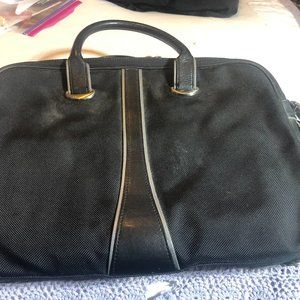 TUMI Laptop Computer Brief Case. 15.3"W x 10.8"H x 2"D Black Nylon